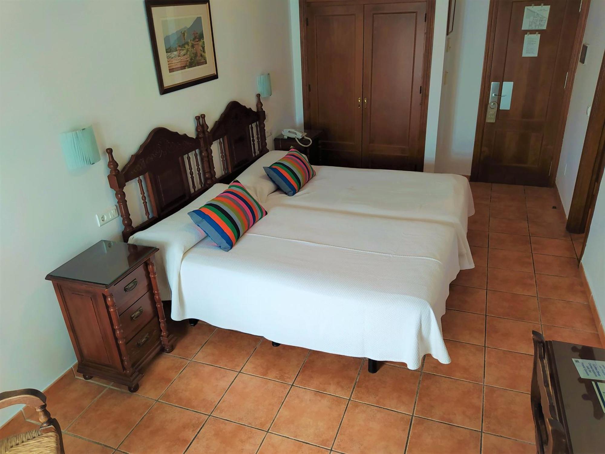 Hostal Marissal By Dorobe Nerja Cameră foto